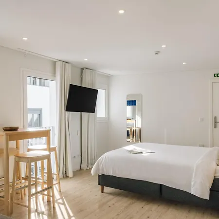 Lisbon Oriente Suites By Olala Homes-3
